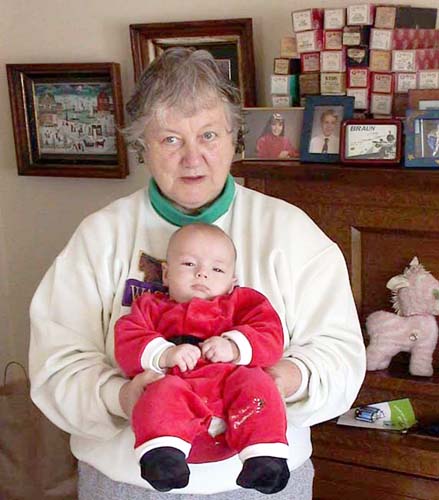 Xmas 03 Grandma Merlin and Brock