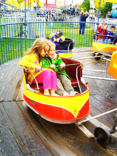 Tilt O Whirl 01