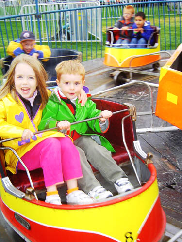 Tilt O Whirl 02