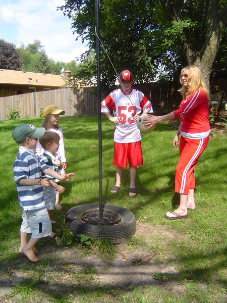 Tetherball Zack, Aunt Sarah, G-Pod