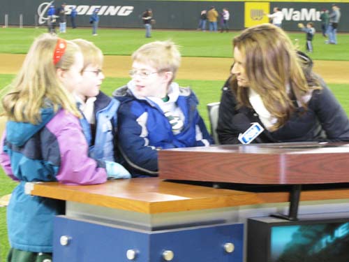 M's Fan Fest G-Pod 01
