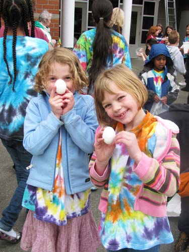 OV Egg Drop Mia and Eva