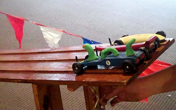 Pinewood Derby 01