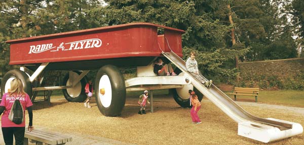 Radio Flyer 01