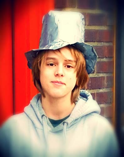 Dane Tophat 01