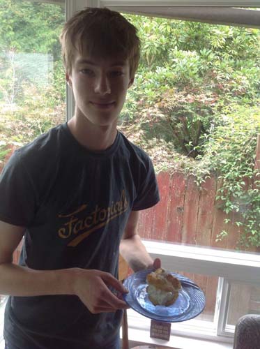 Brock's Cream Puffs