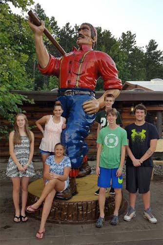 Tempests and G-Pod with Paul Bunyan