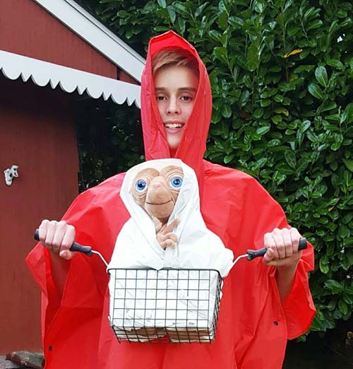Dane with little E.T.