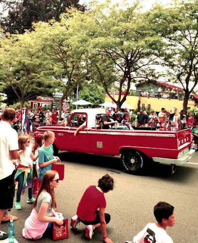Kingston Parade Ford Truck