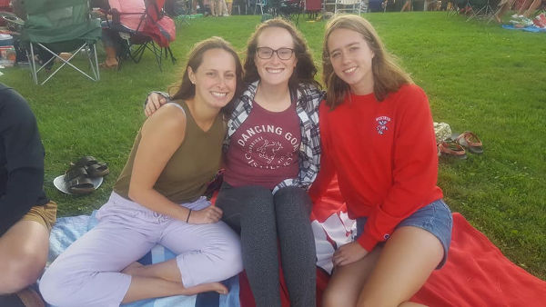 Cousins Molly, Kate, Maddy