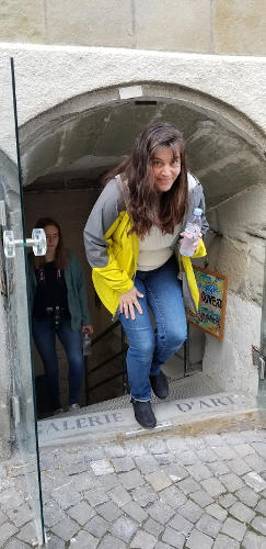 Lausanne Gallery Mom