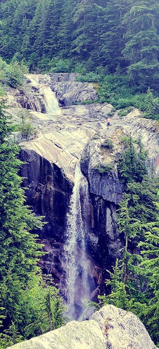 Keekwulee Falls Dane 01