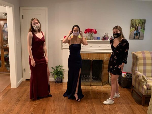 Un-Prom Maddy Emma Maggie 03