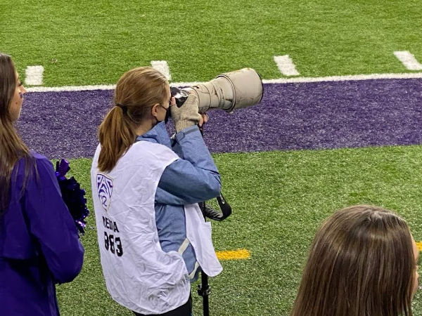 UW Huskies Football Photographer Maddy 02