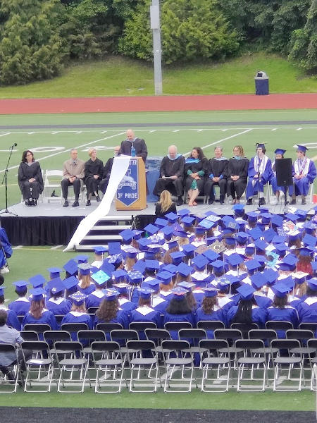 IHS Graduation Dane 02