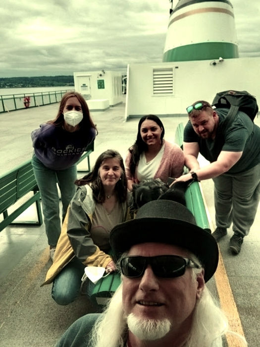 Kingston Ferry G-Pod Camila Doug 01