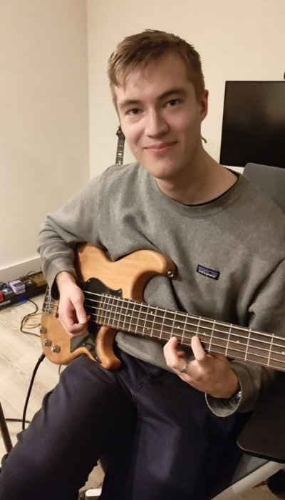 Brock on Bass 01