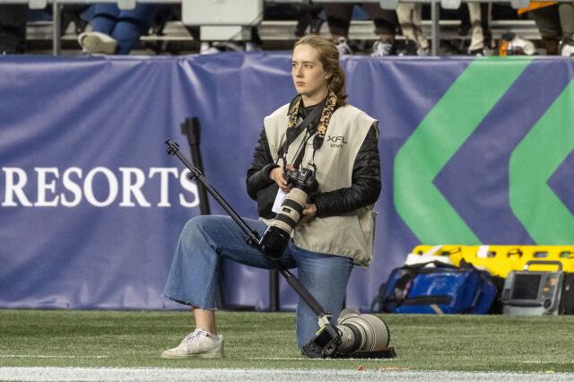 XFL Sea Dragons Photographer Maddy