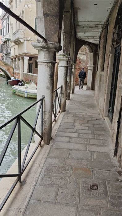 Venice 131300 10-Dec-2024