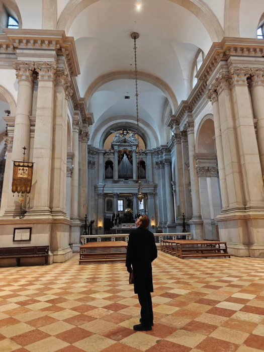 Venice 155303 10-Dec-2024