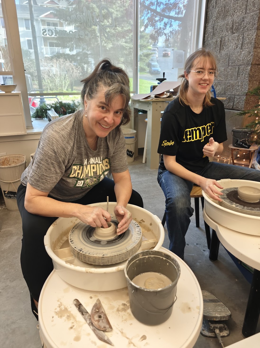 Pottery Wheel Maddy Mom 02
